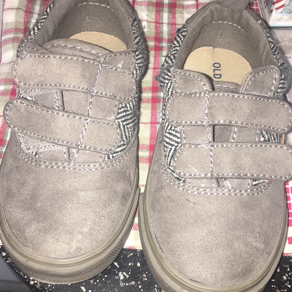 Kids shoes